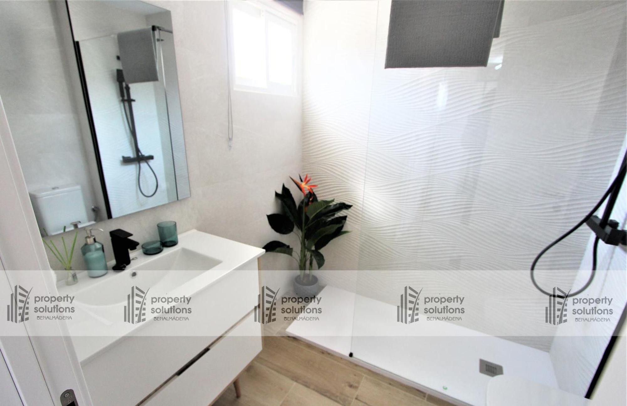Carihuela Playa - 2ª Linea De Playa - Piscina - Parking Gratis Apartment Torremolinos Luaran gambar